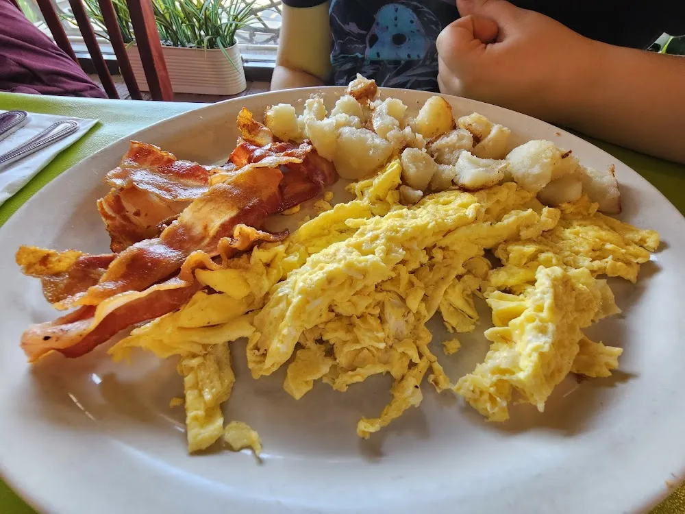 Eggs Homefries Bacon